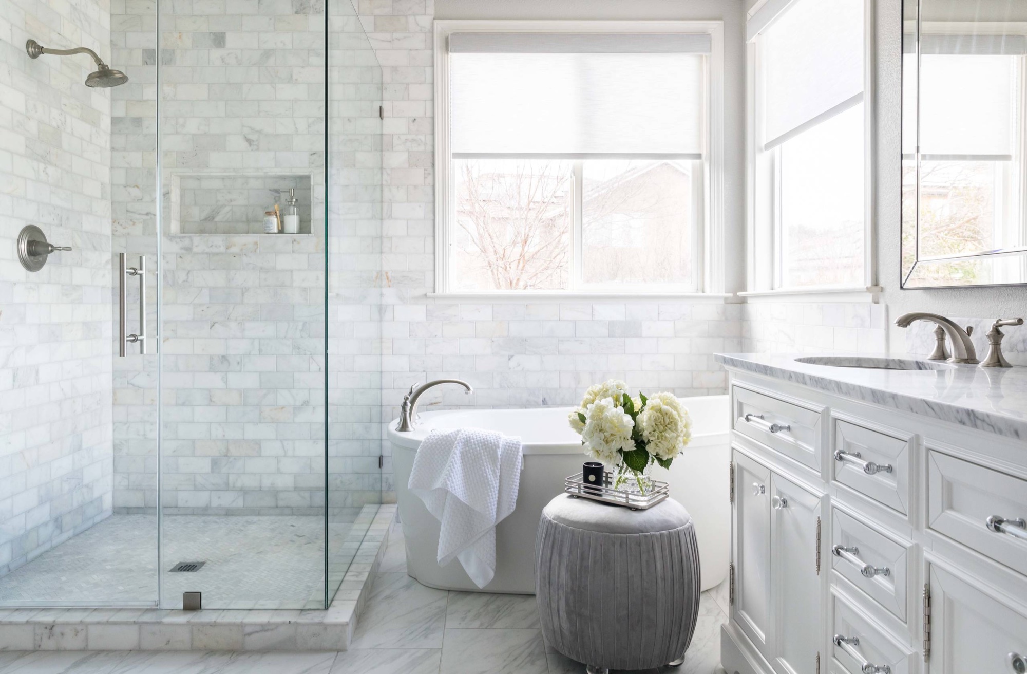 Bathroom renovation planner — full bath, powder room, shower, vanity, and tile selections